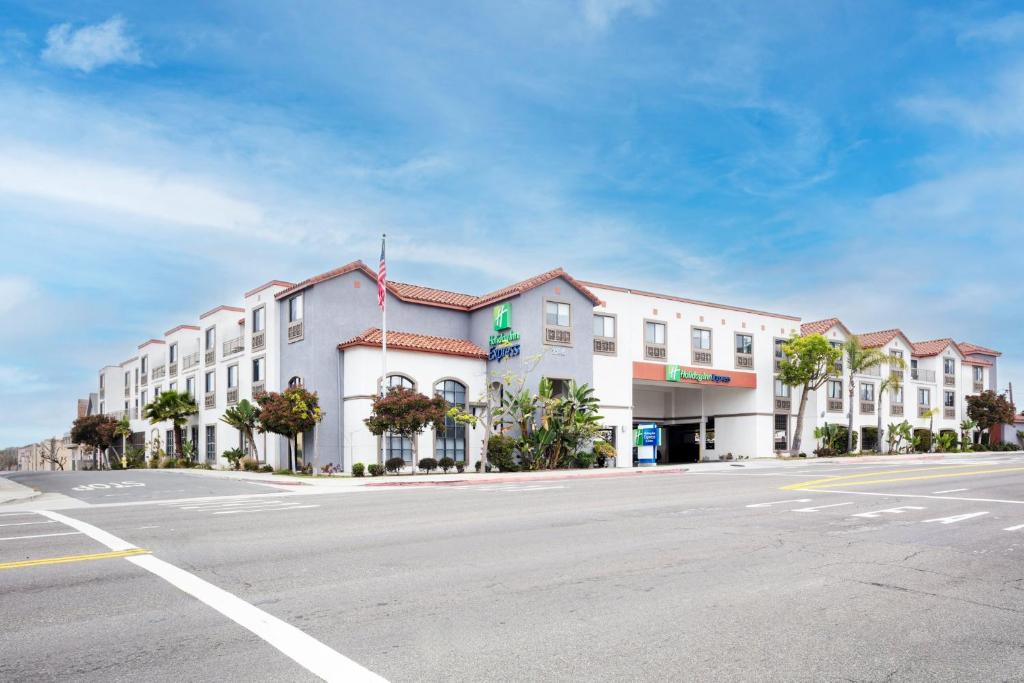 HOLIDAY INN EXPRESS HERMOSA BEACH